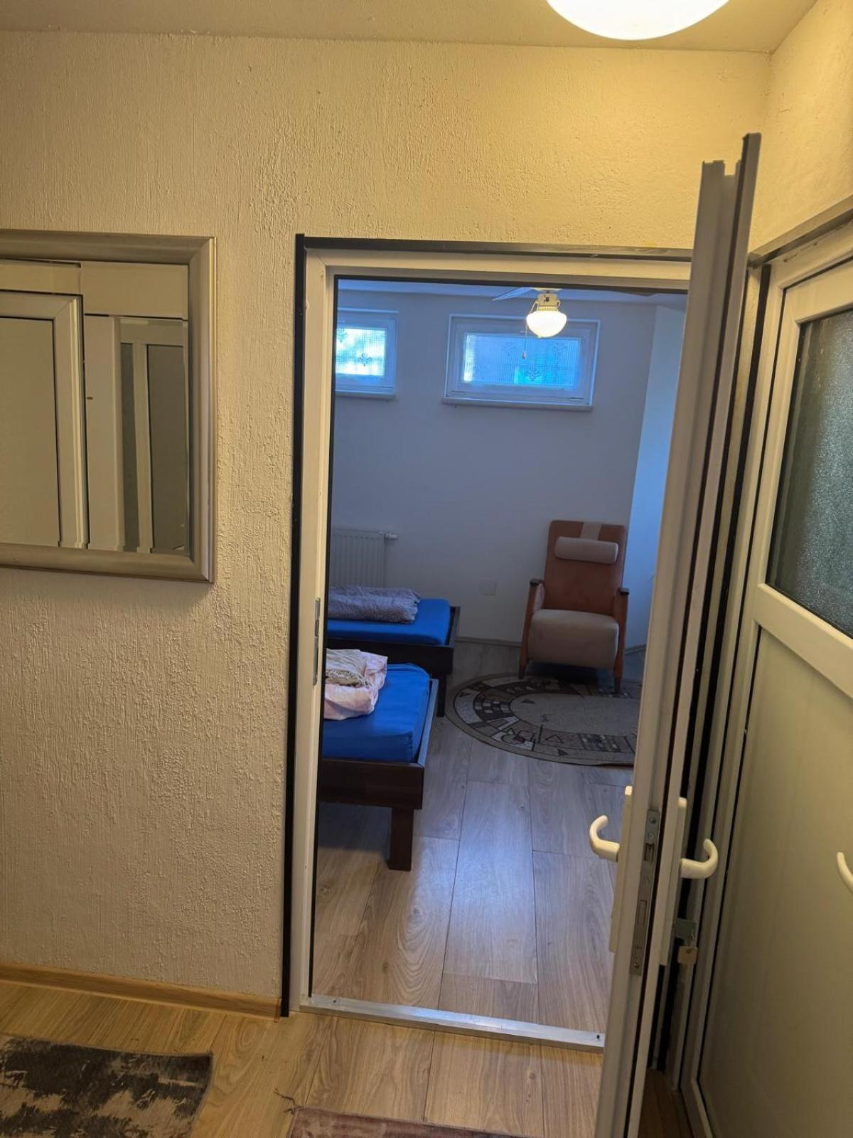Caesar'S Motel Hagenbrunn エクステリア 写真